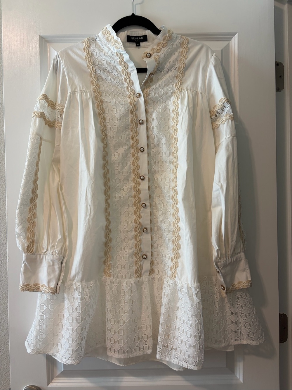 Beulah White Embroidered Button-Front Dress with Pearl Buttons Medium